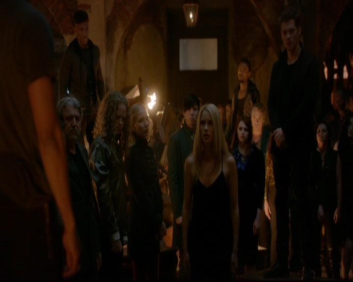 VampireDiariesWorld-dot-nl_TheOriginals_3x22TheBloodyCrown1455.jpg