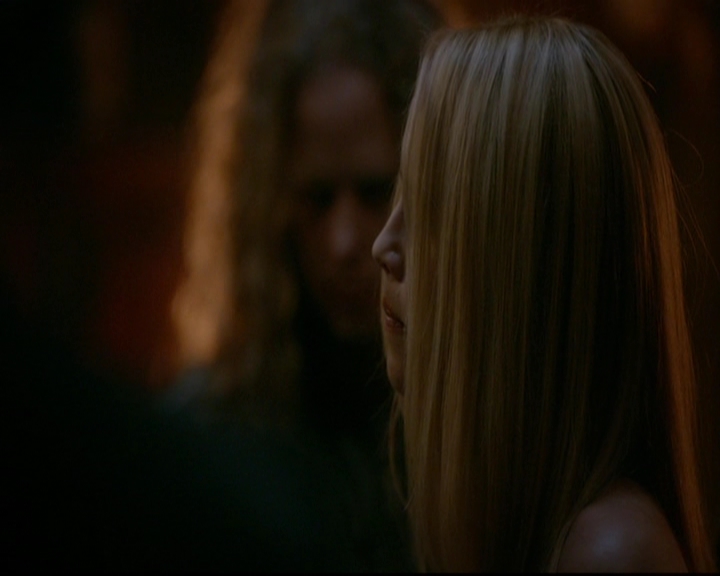 VampireDiariesWorld-dot-nl_TheOriginals_3x22TheBloodyCrown1482.jpg