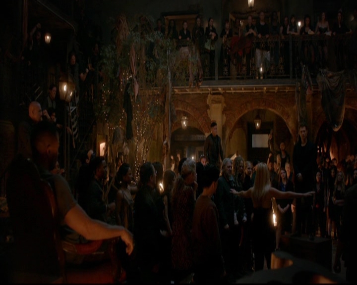 VampireDiariesWorld-dot-nl_TheOriginals_3x22TheBloodyCrown1509.jpg