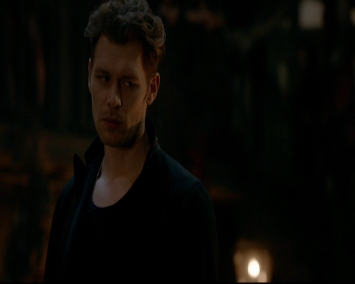 VampireDiariesWorld-dot-nl_TheOriginals_3x22TheBloodyCrown1537.jpg