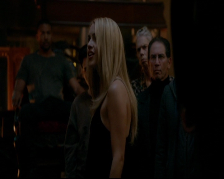 VampireDiariesWorld-dot-nl_TheOriginals_3x22TheBloodyCrown1548.jpg