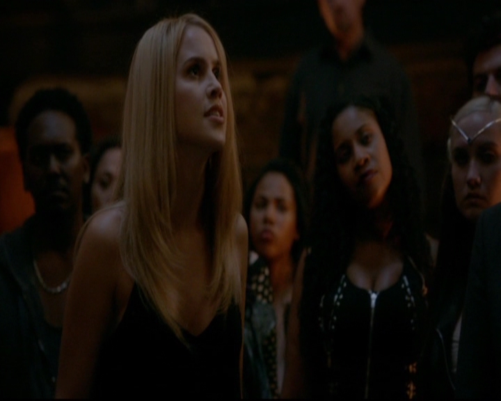 VampireDiariesWorld-dot-nl_TheOriginals_3x22TheBloodyCrown1555.jpg