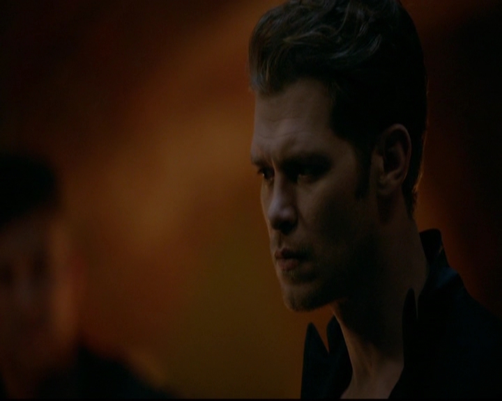 VampireDiariesWorld-dot-nl_TheOriginals_3x22TheBloodyCrown1565.jpg