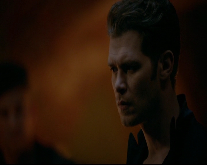 VampireDiariesWorld-dot-nl_TheOriginals_3x22TheBloodyCrown1566.jpg