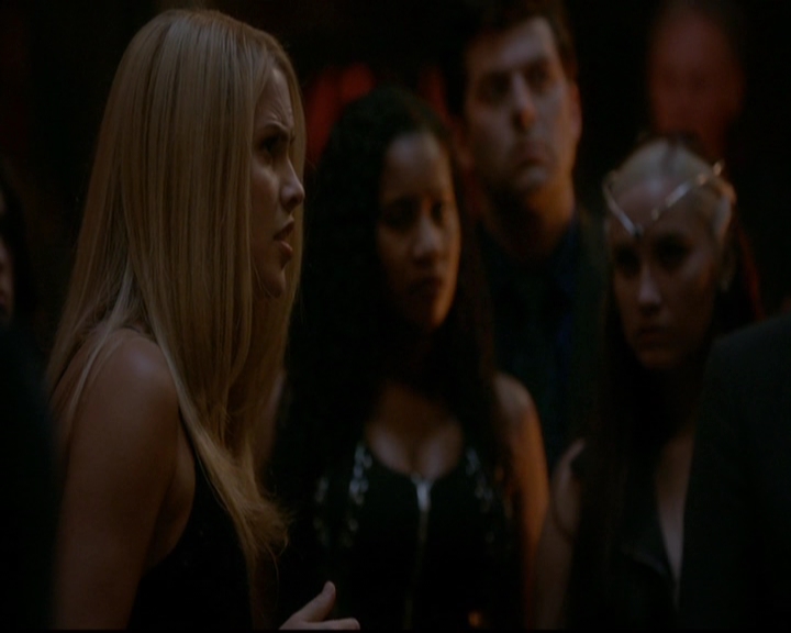 VampireDiariesWorld-dot-nl_TheOriginals_3x22TheBloodyCrown1585.jpg