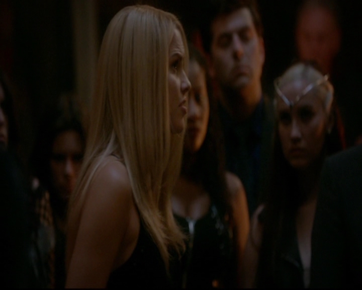 VampireDiariesWorld-dot-nl_TheOriginals_3x22TheBloodyCrown1586.jpg