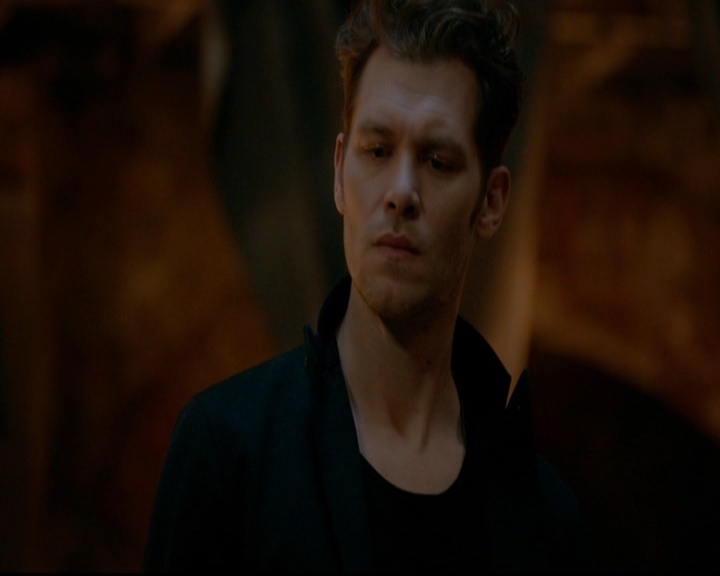 VampireDiariesWorld-dot-nl_TheOriginals_3x22TheBloodyCrown1594.jpg