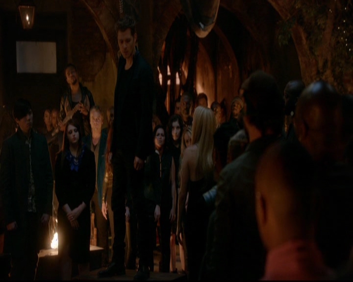 VampireDiariesWorld-dot-nl_TheOriginals_3x22TheBloodyCrown1604.jpg