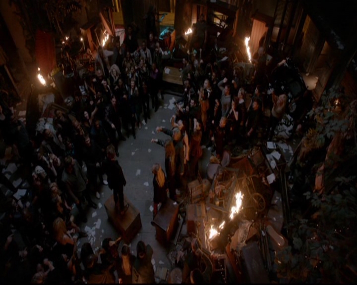 VampireDiariesWorld-dot-nl_TheOriginals_3x22TheBloodyCrown1691.jpg