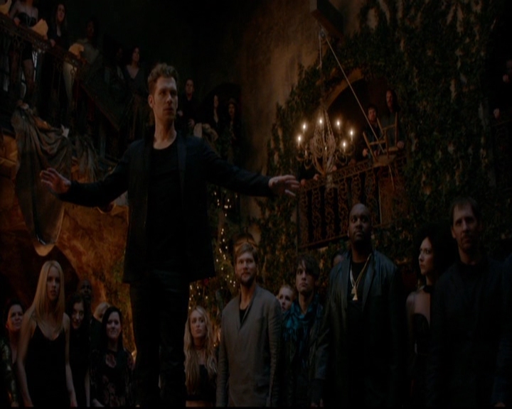 VampireDiariesWorld-dot-nl_TheOriginals_3x22TheBloodyCrown1695.jpg