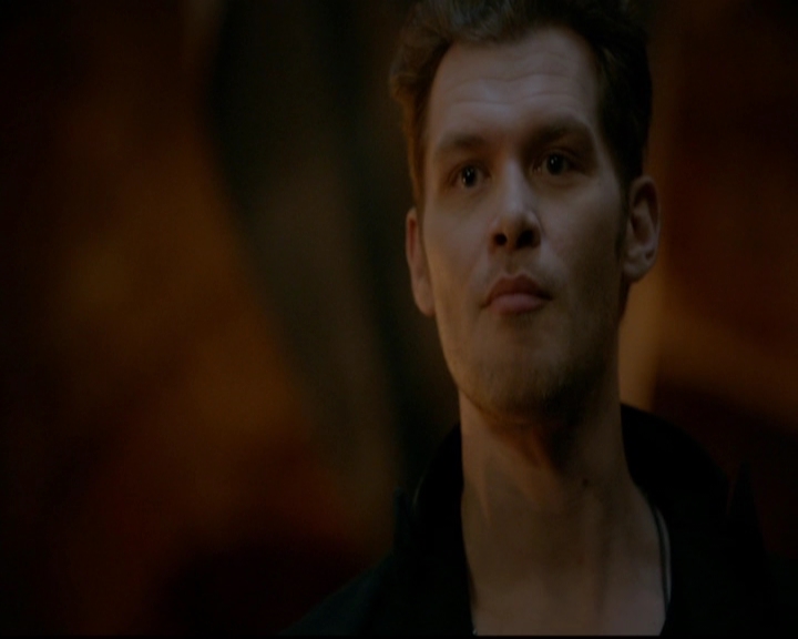 VampireDiariesWorld-dot-nl_TheOriginals_3x22TheBloodyCrown1701.jpg