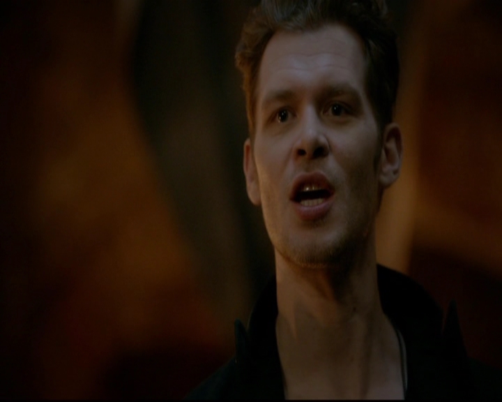 VampireDiariesWorld-dot-nl_TheOriginals_3x22TheBloodyCrown1702.jpg