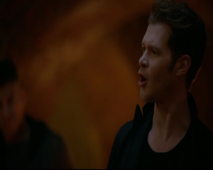 VampireDiariesWorld-dot-nl_TheOriginals_3x22TheBloodyCrown1715.jpg