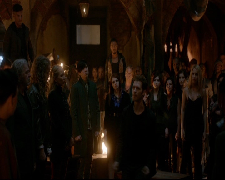 VampireDiariesWorld-dot-nl_TheOriginals_3x22TheBloodyCrown1718.jpg