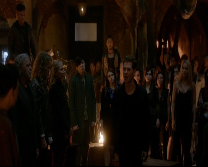 VampireDiariesWorld-dot-nl_TheOriginals_3x22TheBloodyCrown1719.jpg