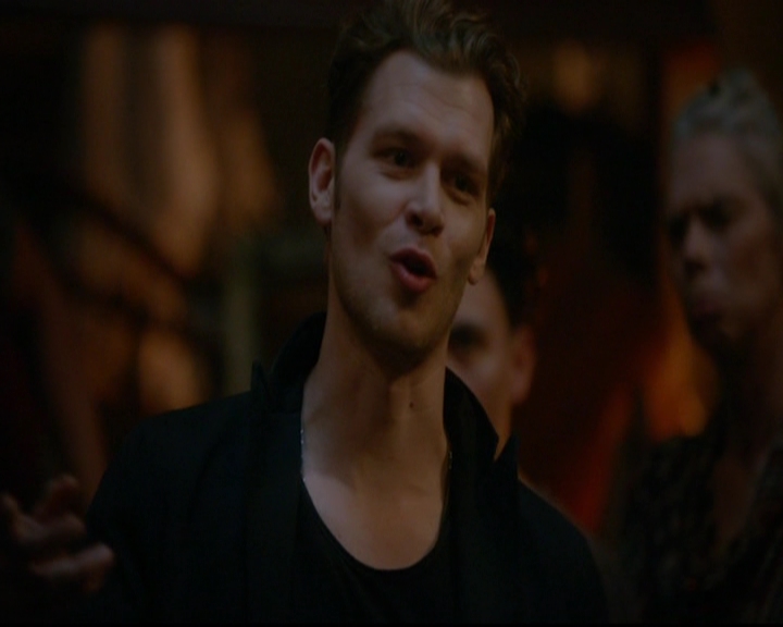 VampireDiariesWorld-dot-nl_TheOriginals_3x22TheBloodyCrown1736.jpg