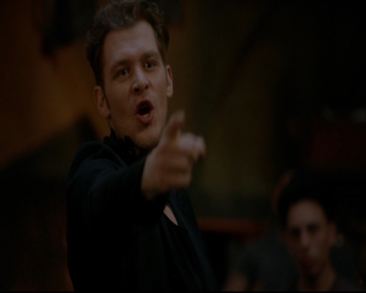 VampireDiariesWorld-dot-nl_TheOriginals_3x22TheBloodyCrown1756.jpg