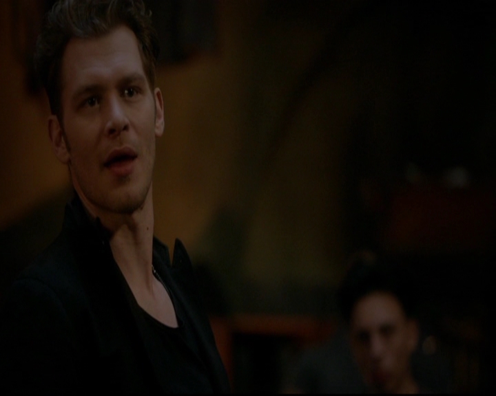 VampireDiariesWorld-dot-nl_TheOriginals_3x22TheBloodyCrown1758.jpg