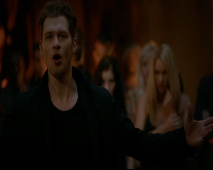 VampireDiariesWorld-dot-nl_TheOriginals_3x22TheBloodyCrown1782.jpg