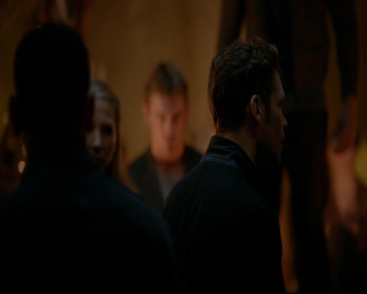 VampireDiariesWorld-dot-nl_TheOriginals_3x22TheBloodyCrown1787.jpg