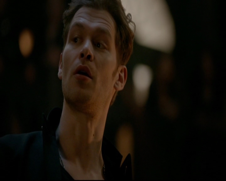 VampireDiariesWorld-dot-nl_TheOriginals_3x22TheBloodyCrown1805.jpg