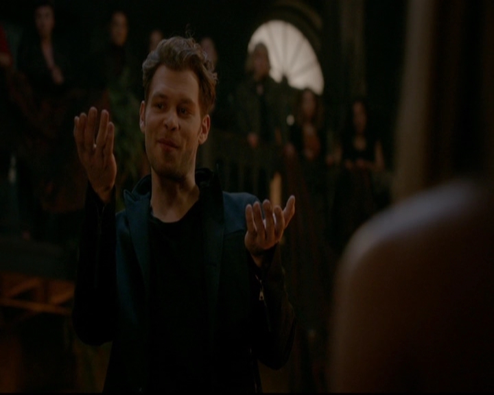 VampireDiariesWorld-dot-nl_TheOriginals_3x22TheBloodyCrown1809.jpg