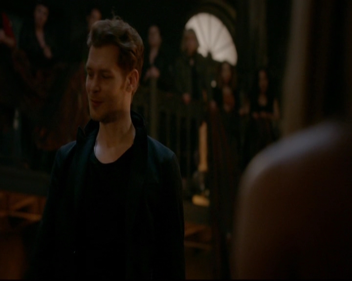 VampireDiariesWorld-dot-nl_TheOriginals_3x22TheBloodyCrown1811.jpg