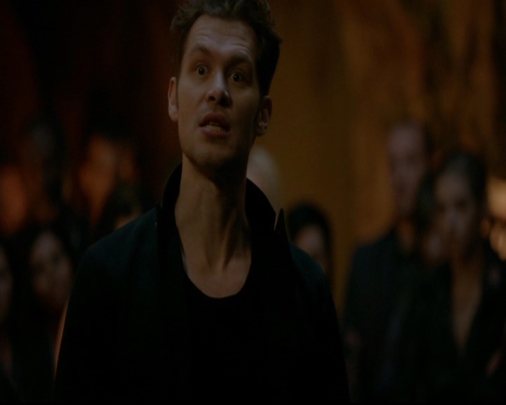 VampireDiariesWorld-dot-nl_TheOriginals_3x22TheBloodyCrown1816.jpg