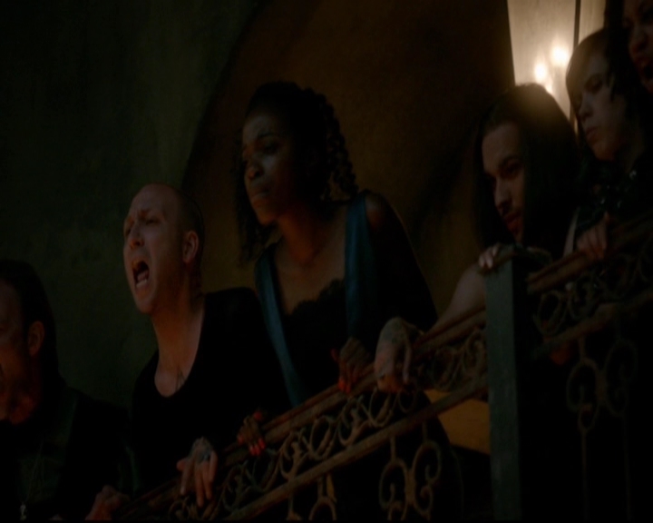 VampireDiariesWorld-dot-nl_TheOriginals_3x22TheBloodyCrown1842.jpg