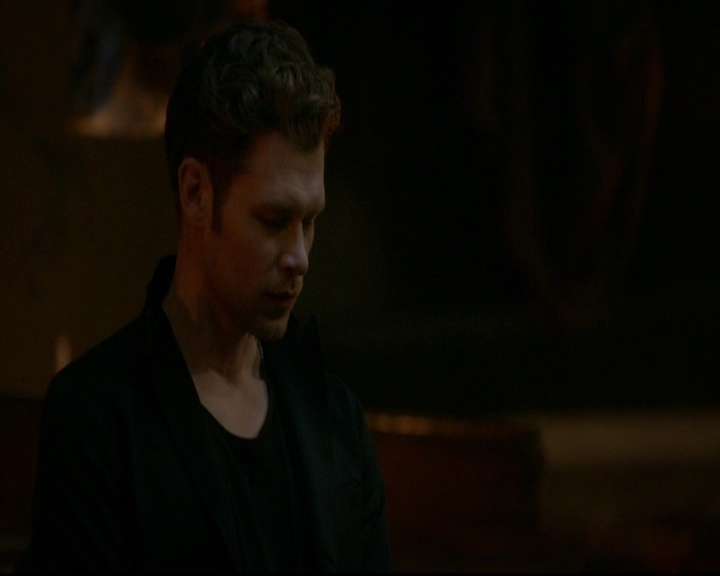 VampireDiariesWorld-dot-nl_TheOriginals_3x22TheBloodyCrown1845.jpg