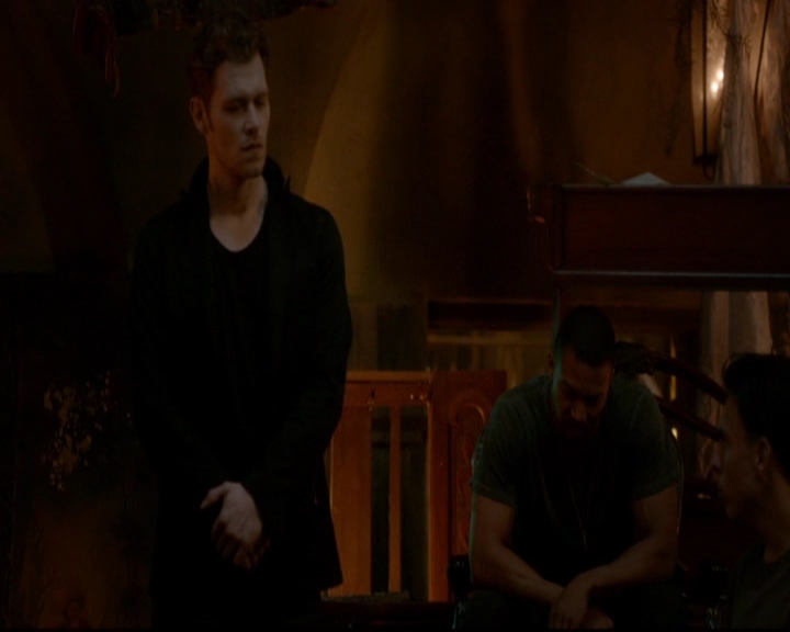 VampireDiariesWorld-dot-nl_TheOriginals_3x22TheBloodyCrown1854.jpg VampireDiariesWorld-dot-nl_TheOriginals_3x22TheBloodyCrown1854.jpg