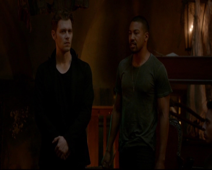 VampireDiariesWorld-dot-nl_TheOriginals_3x22TheBloodyCrown1858.jpg