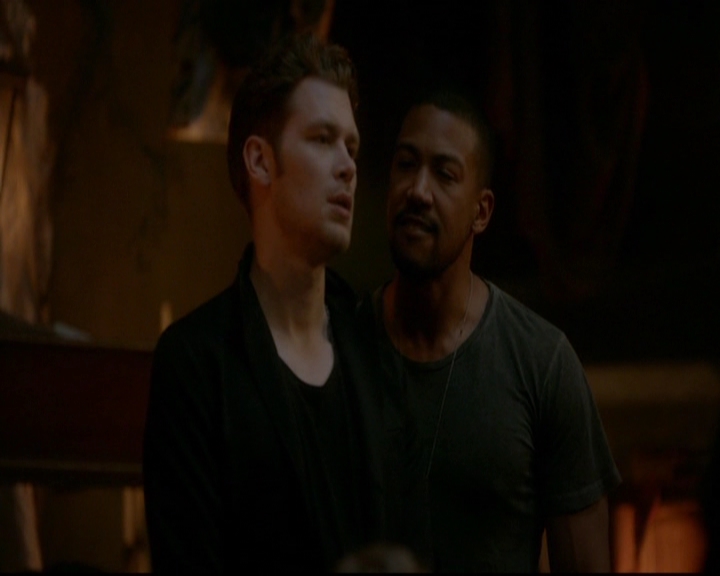 VampireDiariesWorld-dot-nl_TheOriginals_3x22TheBloodyCrown1861.jpg