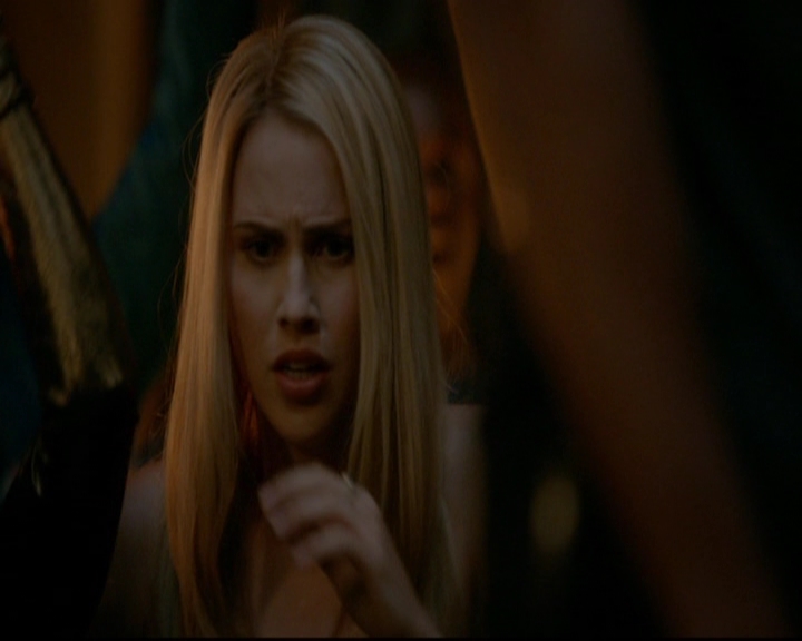 VampireDiariesWorld-dot-nl_TheOriginals_3x22TheBloodyCrown1911.jpg