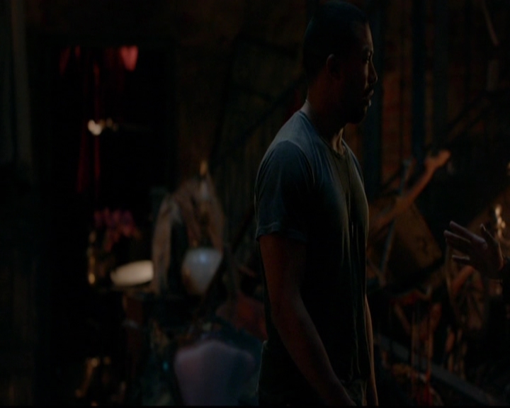 VampireDiariesWorld-dot-nl_TheOriginals_3x22TheBloodyCrown2056.jpg