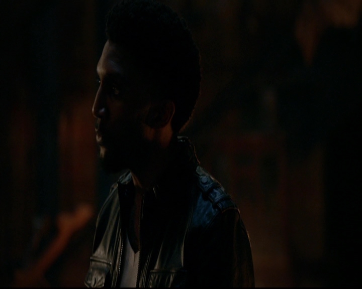 VampireDiariesWorld-dot-nl_TheOriginals_3x22TheBloodyCrown2060.jpg VampireDiariesWorld-dot-nl_TheOriginals_3x22TheBloodyCrown2060.jpg