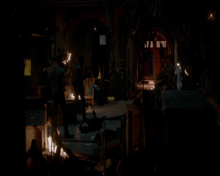 VampireDiariesWorld-dot-nl_TheOriginals_3x22TheBloodyCrown2068.jpg