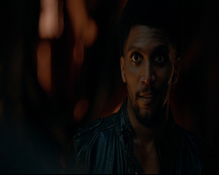 VampireDiariesWorld-dot-nl_TheOriginals_3x22TheBloodyCrown2104.jpg VampireDiariesWorld-dot-nl_TheOriginals_3x22TheBloodyCrown2104.jpg