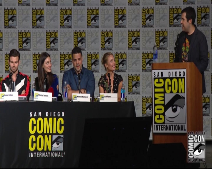 VampireDiariesWorld-dot-nl_TheOriginals_Season3-2015ComicConPanel0252.jpg