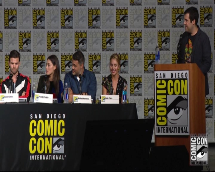 VampireDiariesWorld-dot-nl_TheOriginals_Season3-2015ComicConPanel0255.jpg