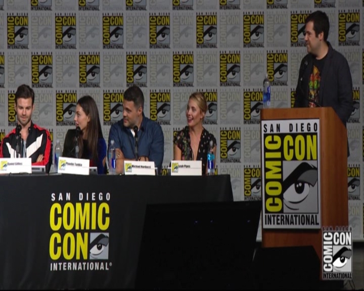 VampireDiariesWorld-dot-nl_TheOriginals_Season3-2015ComicConPanel0257.jpg