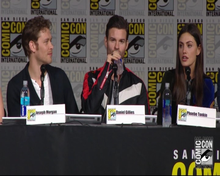 VampireDiariesWorld-dot-nl_TheOriginals_Season3-2015ComicConPanel0279.jpg