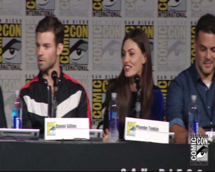 VampireDiariesWorld-dot-nl_TheOriginals_Season3-2015ComicConPanel0385.jpg