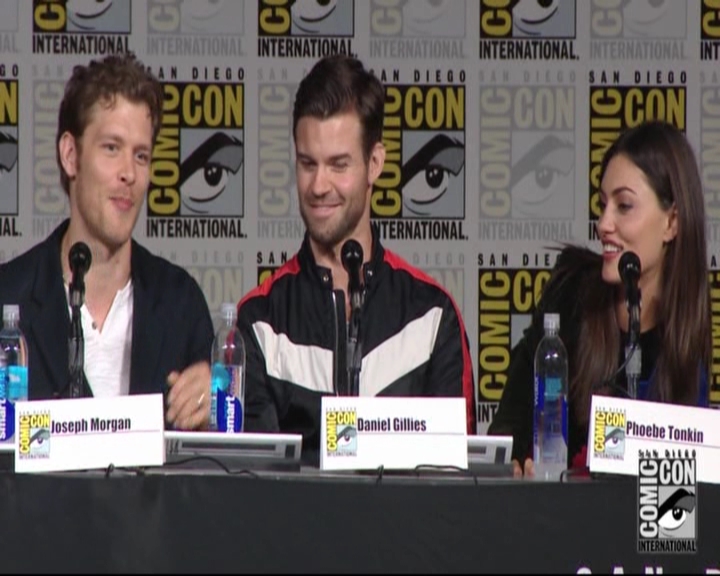 VampireDiariesWorld-dot-nl_TheOriginals_Season3-2015ComicConPanel0388.jpg