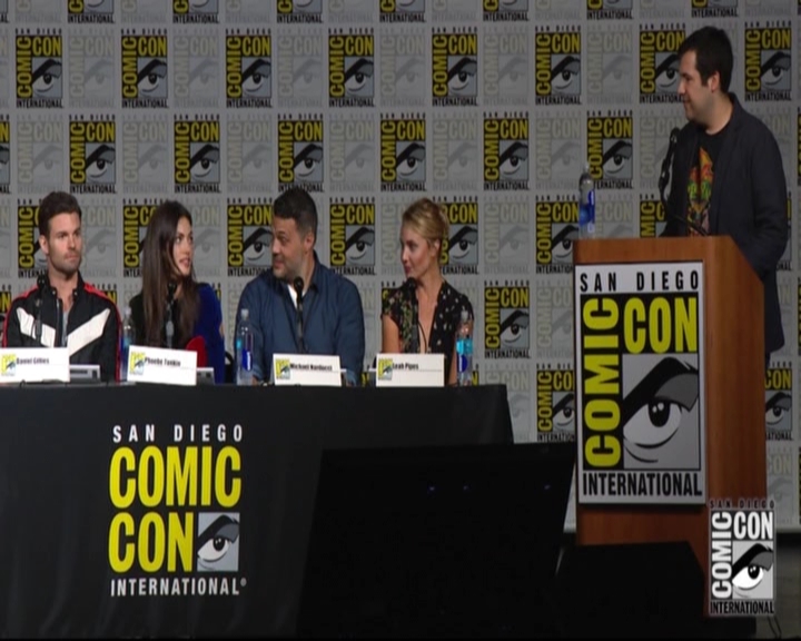 VampireDiariesWorld-dot-nl_TheOriginals_Season3-2015ComicConPanel0404.jpg