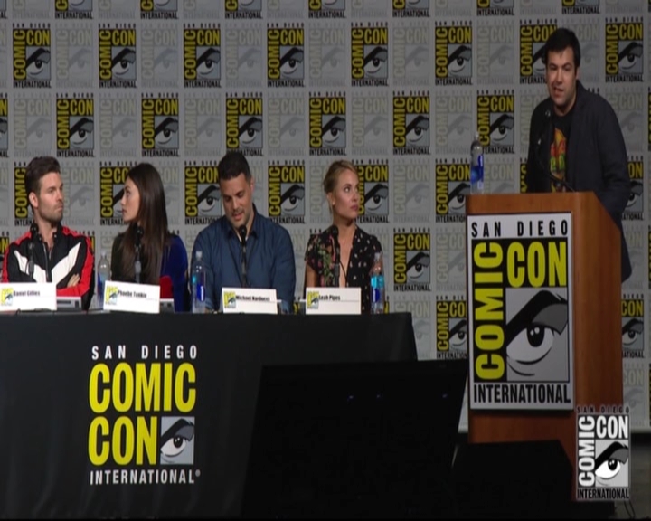 VampireDiariesWorld-dot-nl_TheOriginals_Season3-2015ComicConPanel0412.jpg