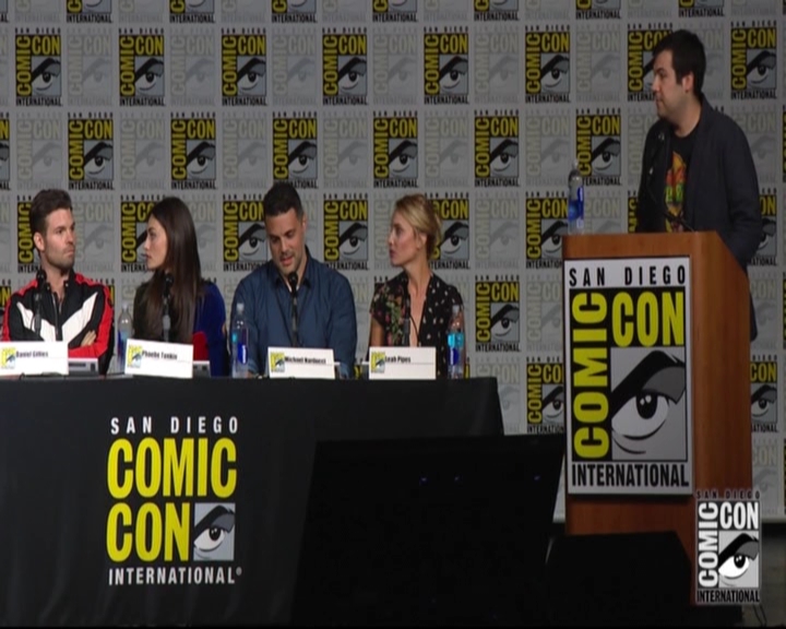 VampireDiariesWorld-dot-nl_TheOriginals_Season3-2015ComicConPanel0413.jpg