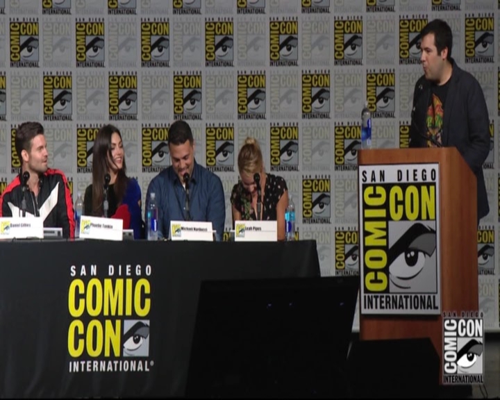 VampireDiariesWorld-dot-nl_TheOriginals_Season3-2015ComicConPanel0434.jpg