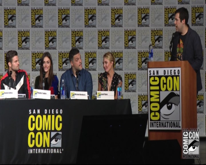 VampireDiariesWorld-dot-nl_TheOriginals_Season3-2015ComicConPanel0436.jpg