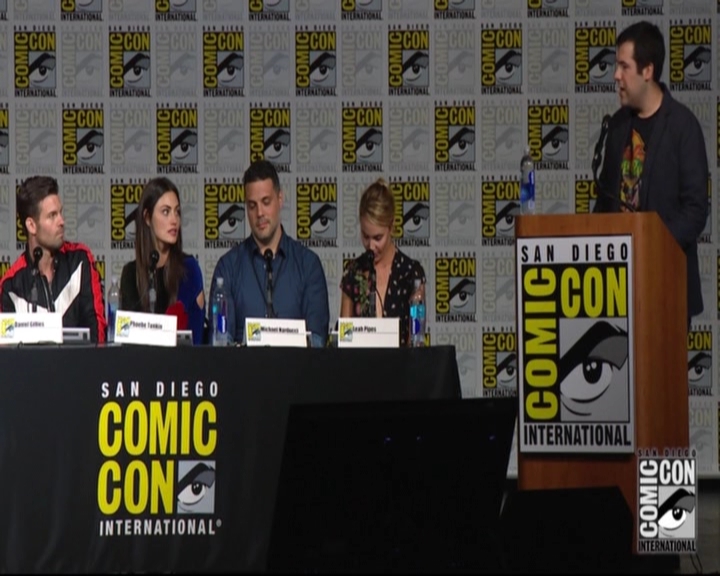 VampireDiariesWorld-dot-nl_TheOriginals_Season3-2015ComicConPanel0444.jpg